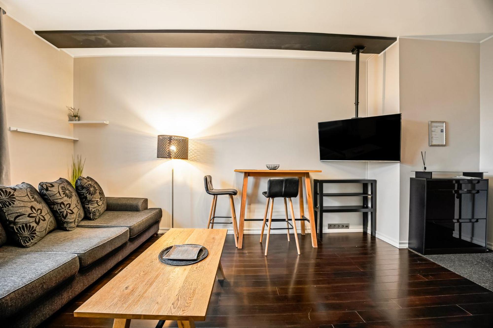Luxury Apartment In The Heart Of Талин Екстериор снимка