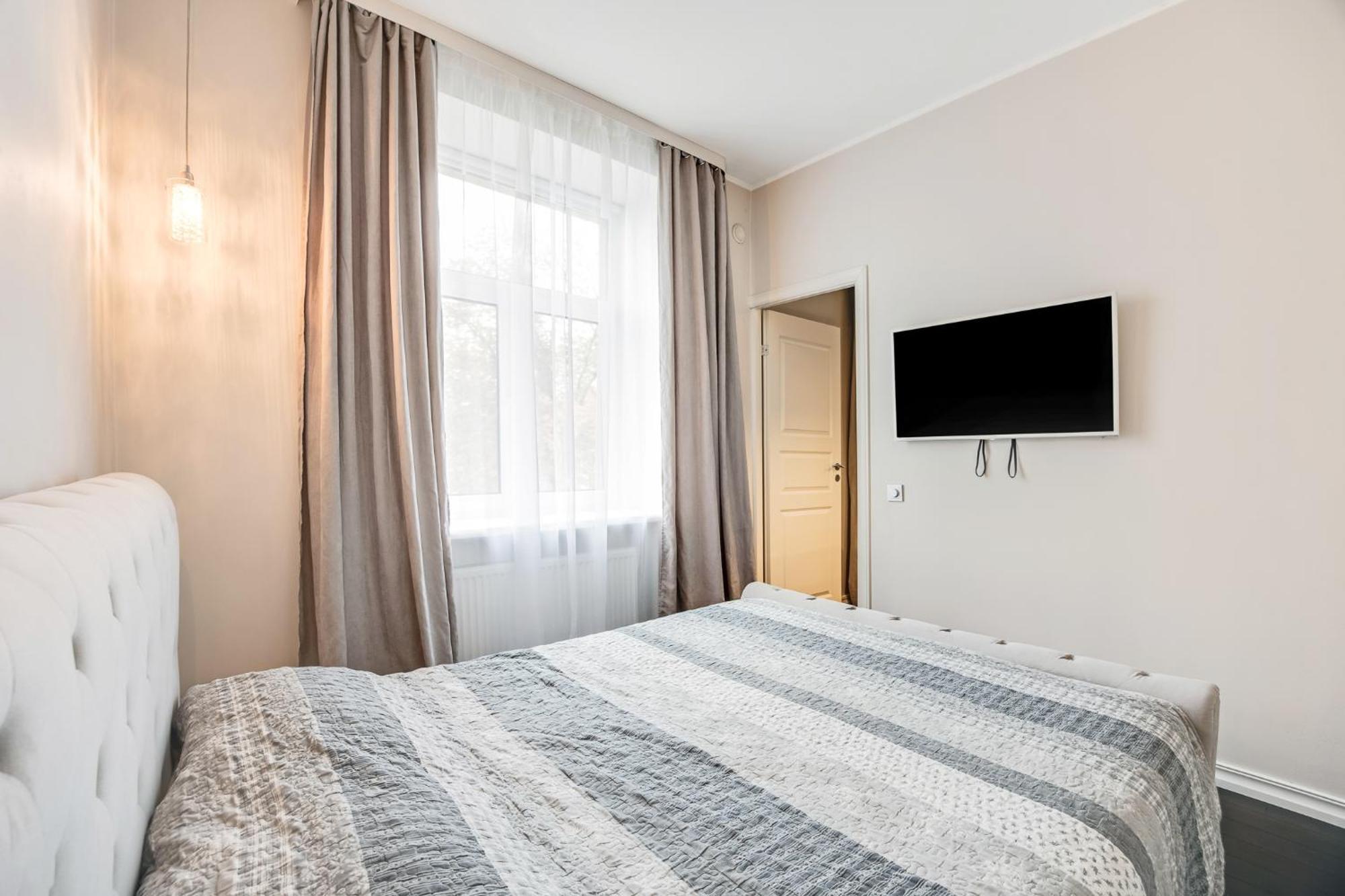 Luxury Apartment In The Heart Of Талин Екстериор снимка